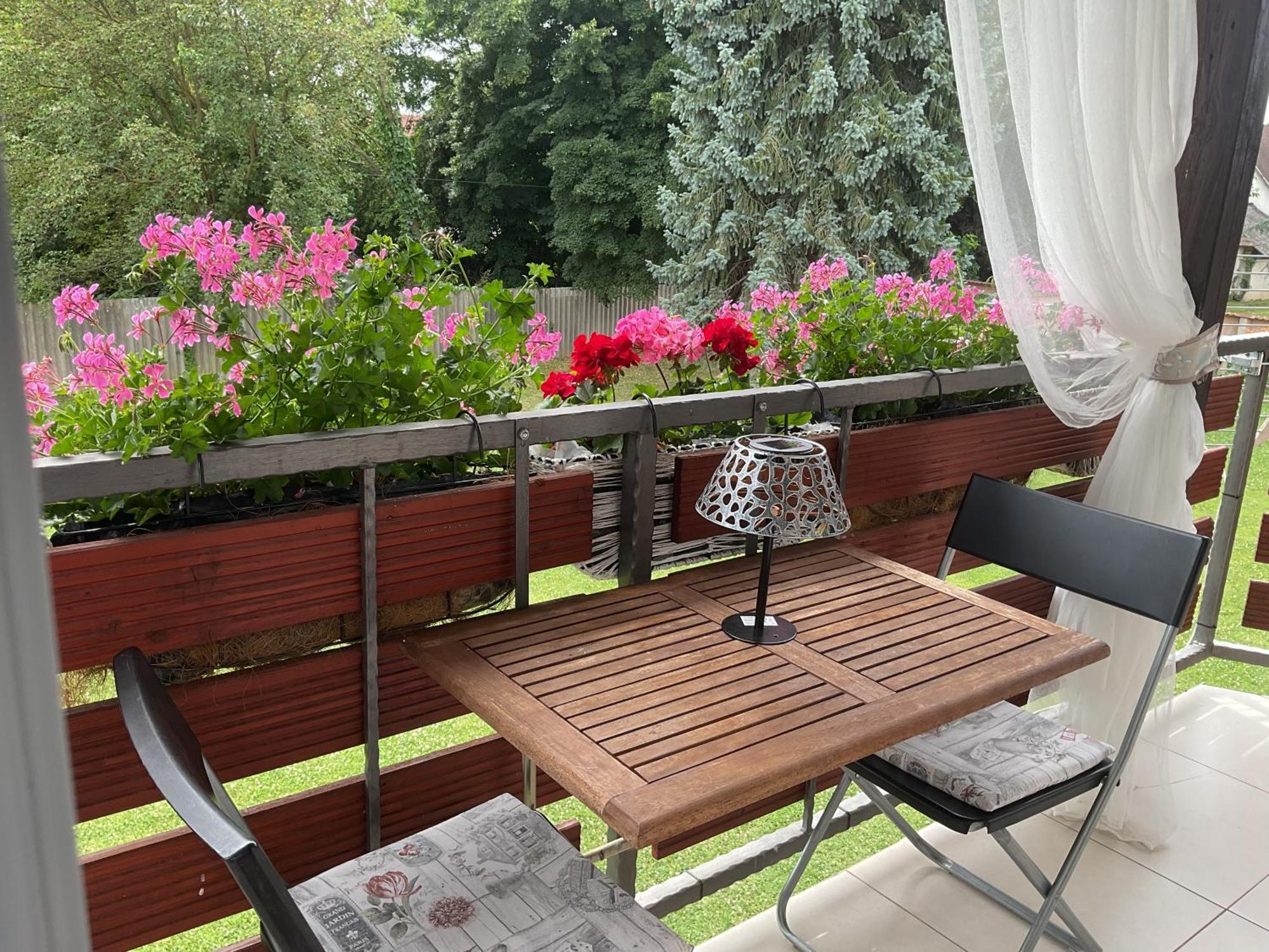 Liliána apartman Balatonberény Exterior foto