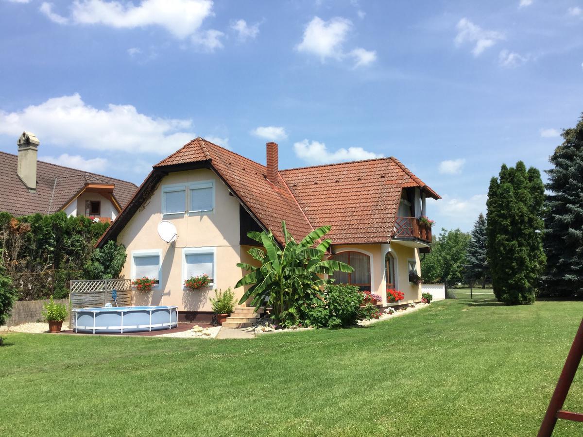 Liliána apartman Balatonberény Exterior foto